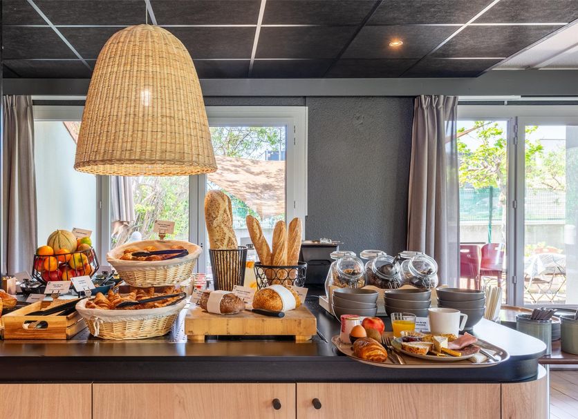 Dining room Photo
