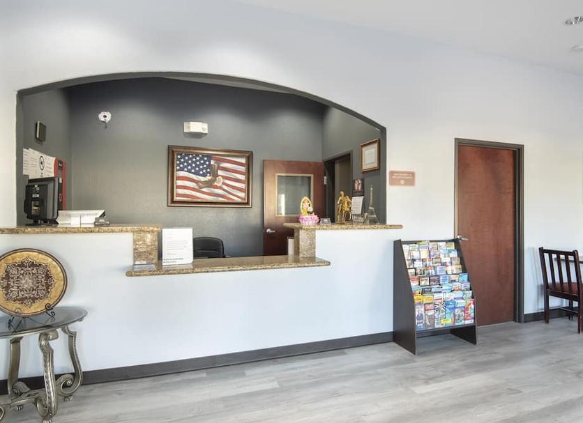 Front desk Photo