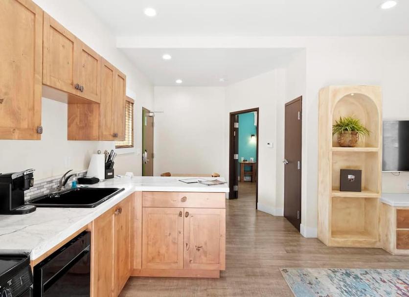 Kitchen Photo