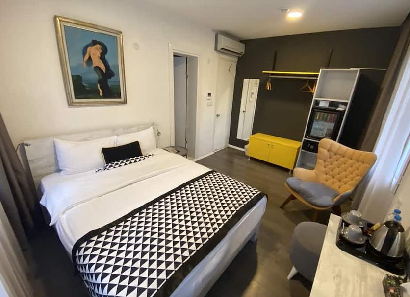 Bedroom Photo