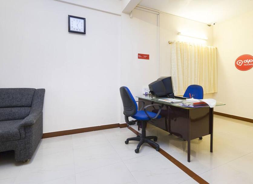 Business center Photo