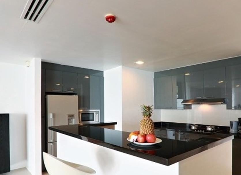 Kitchen Photo