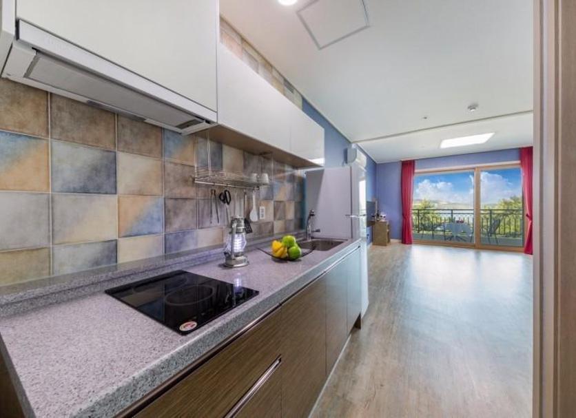 Kitchen Photo
