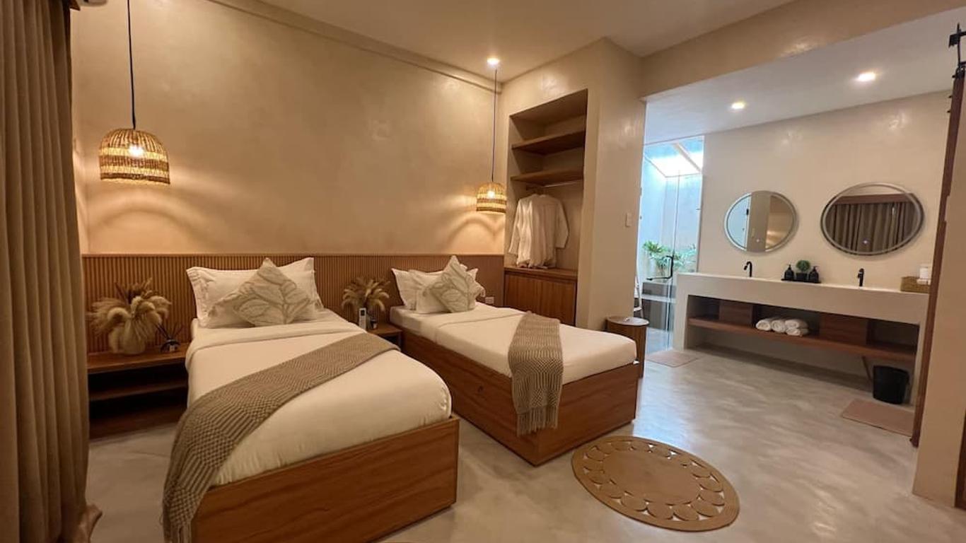 Lio Villa Resort