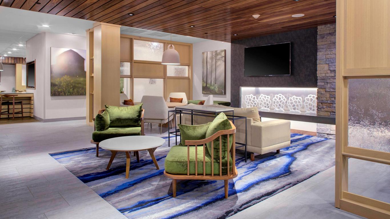 Fairfield Inn and Suites by Marriott Allentown West