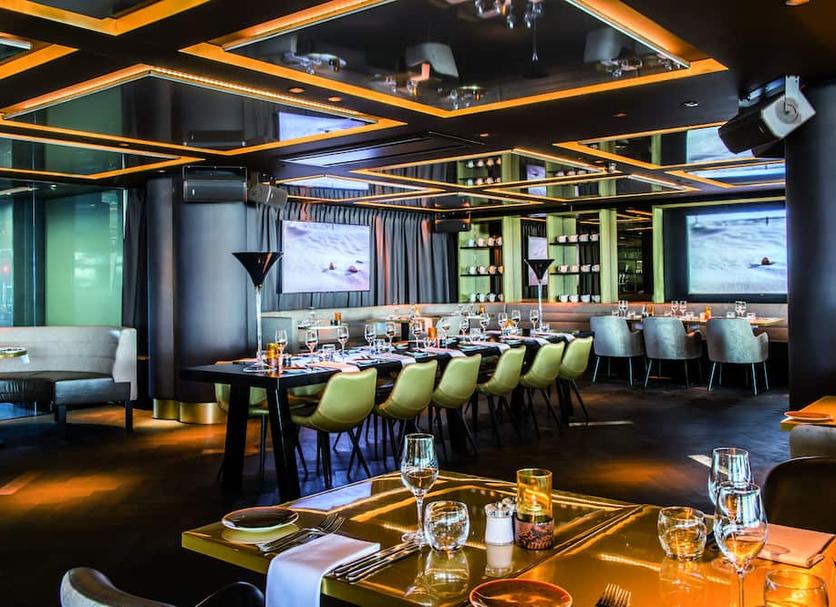 Restaurant Photo