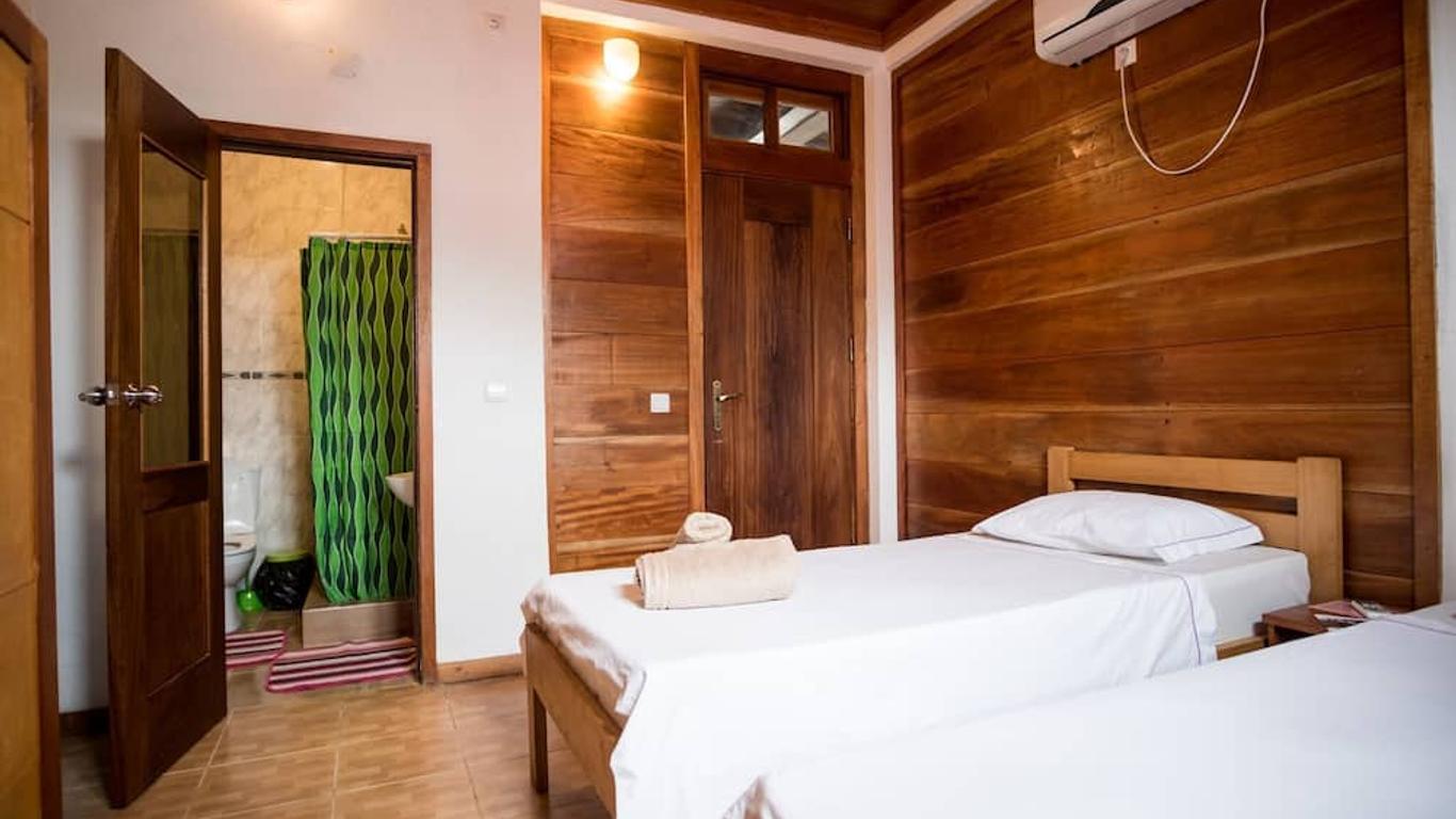 Porcelana Hotel