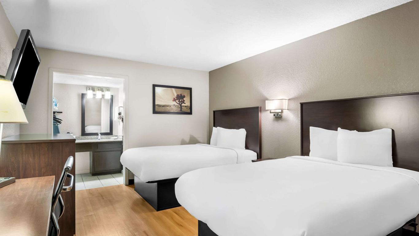 Rodeway Inn