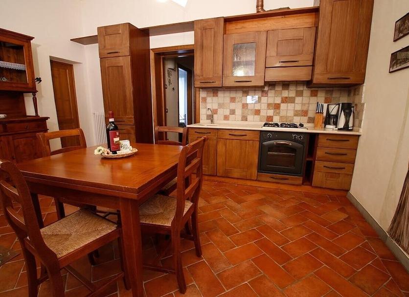 Kitchen Photo