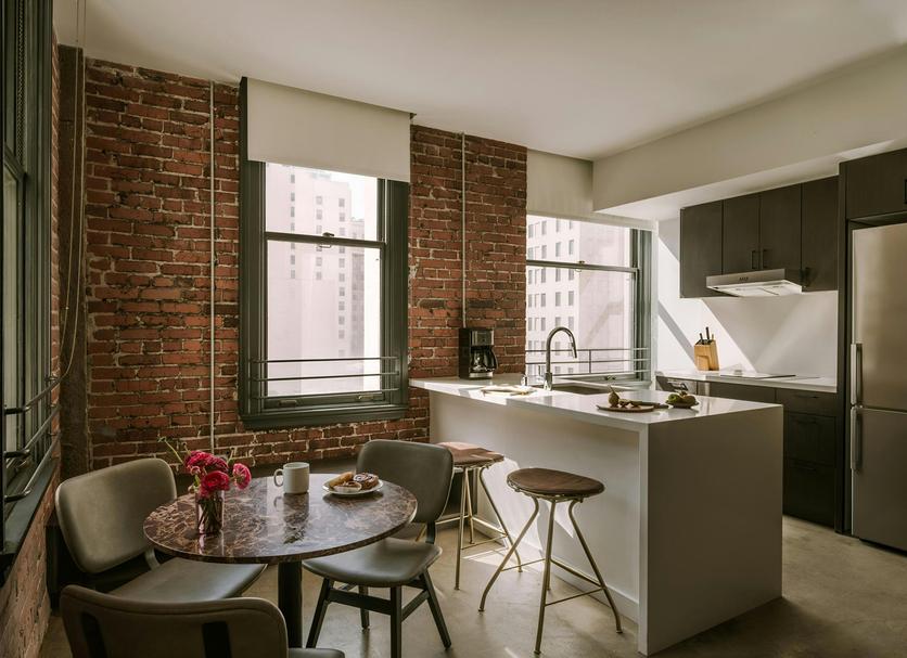 Dining room Photo