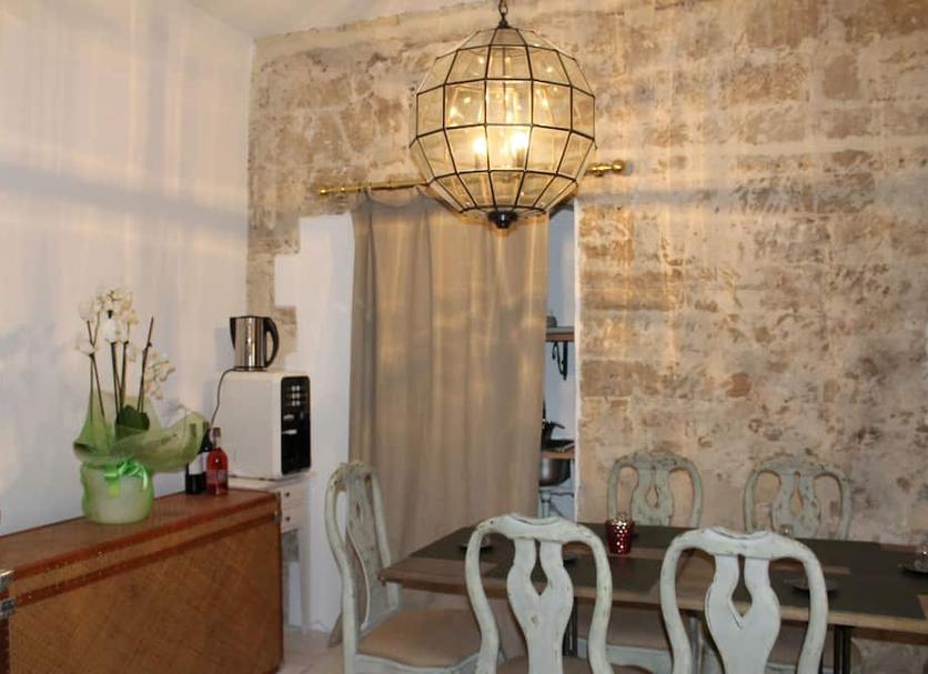 Dining room Photo