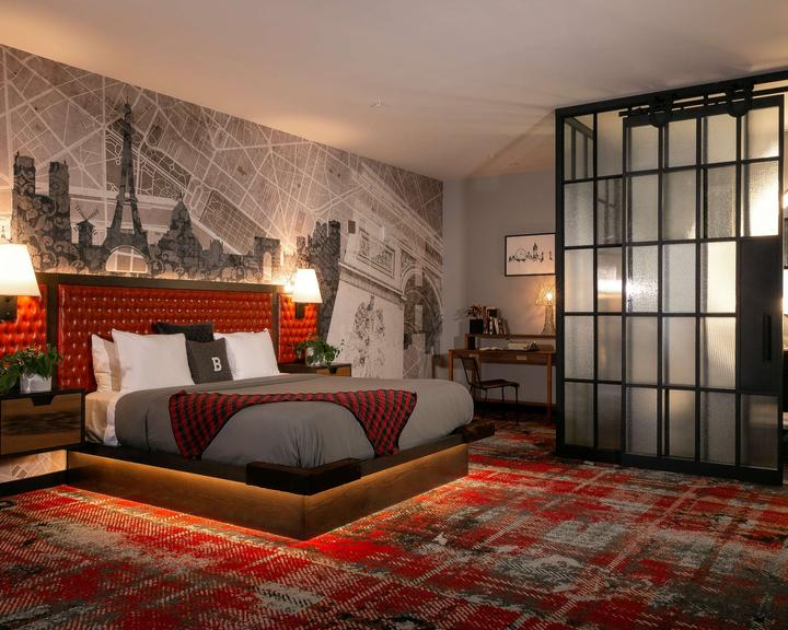 how old to get a hotel room in tennessee