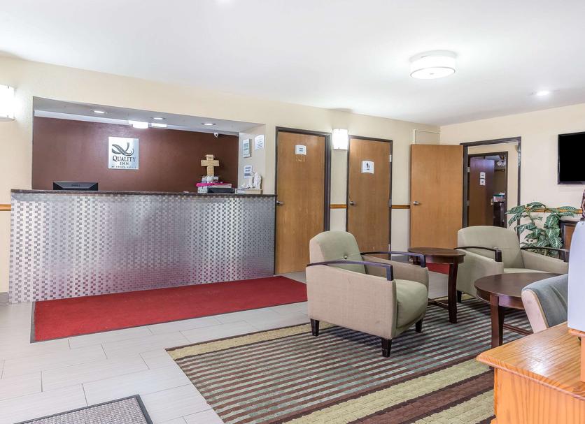 Front desk Photo