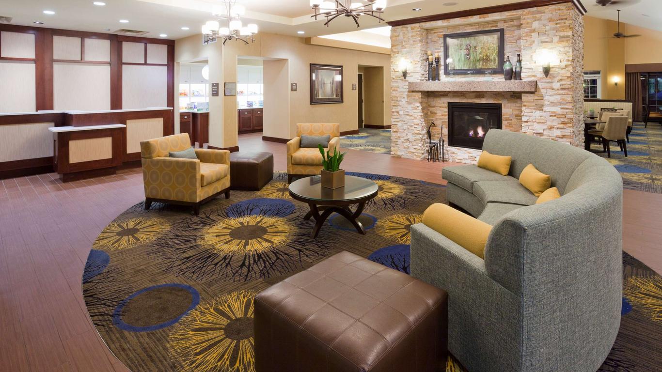 Homewood Suites by Hilton Minneapolis/St. Paul-New Brighton