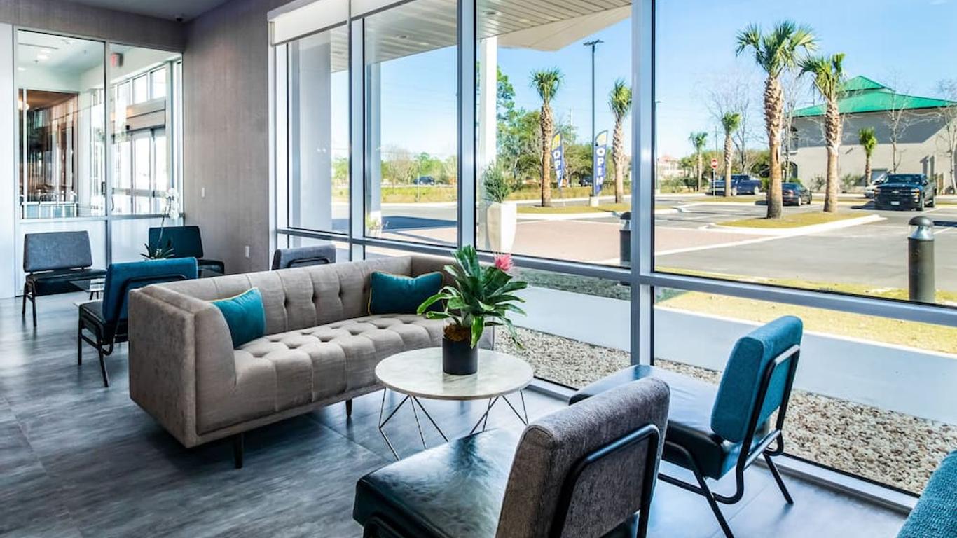 La Quinta Inn & Suites by Wyndham Miramar Beach-Destin