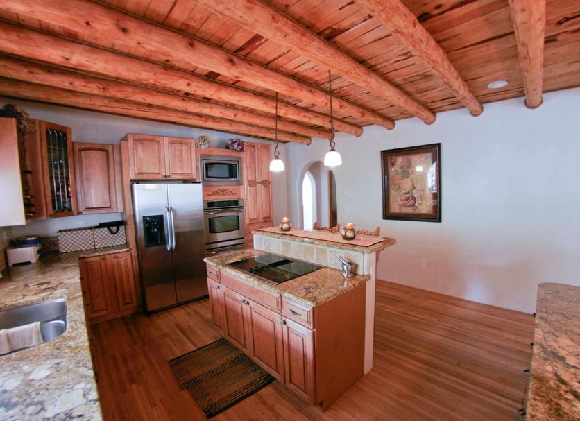 Kitchen Photo