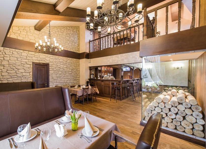 Restaurant Photo