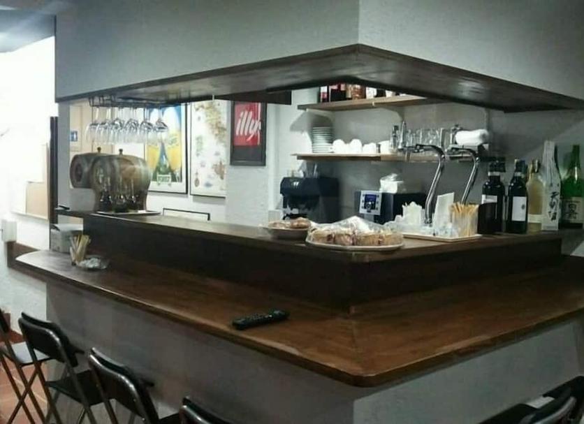 Bar Photo