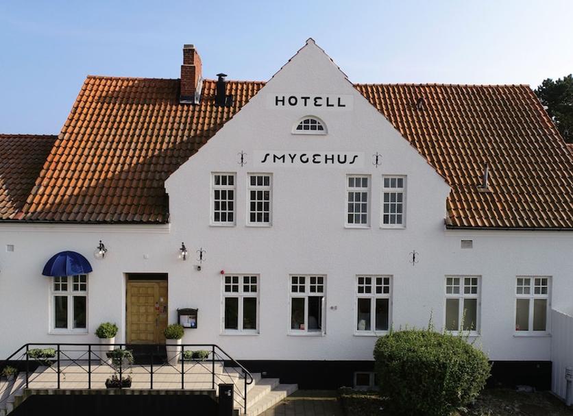 Building Photo