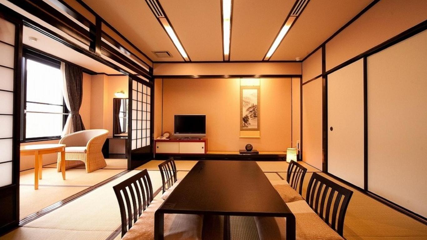 Yufuin Ubl Hotel