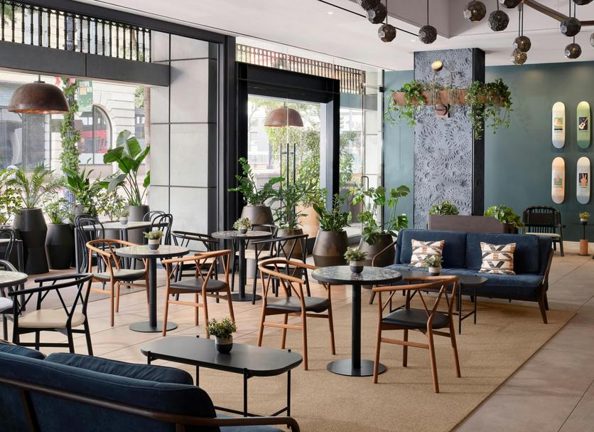 Restaurant Photo
