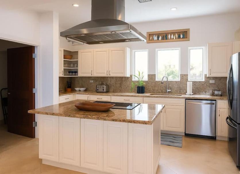 Kitchen Photo