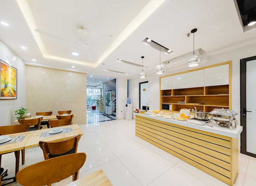 Restaurant Photo