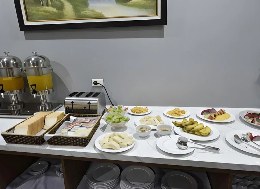 Buffet Photo