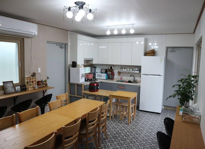 Kitchen Photo