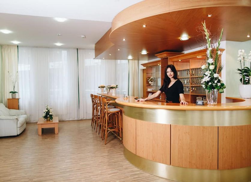 Front desk Photo
