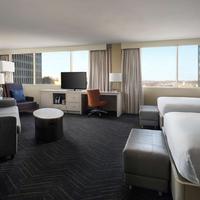 DoubleTree by Hilton Hotel Nashville Downtown