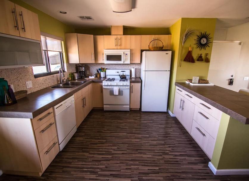 Kitchen Photo