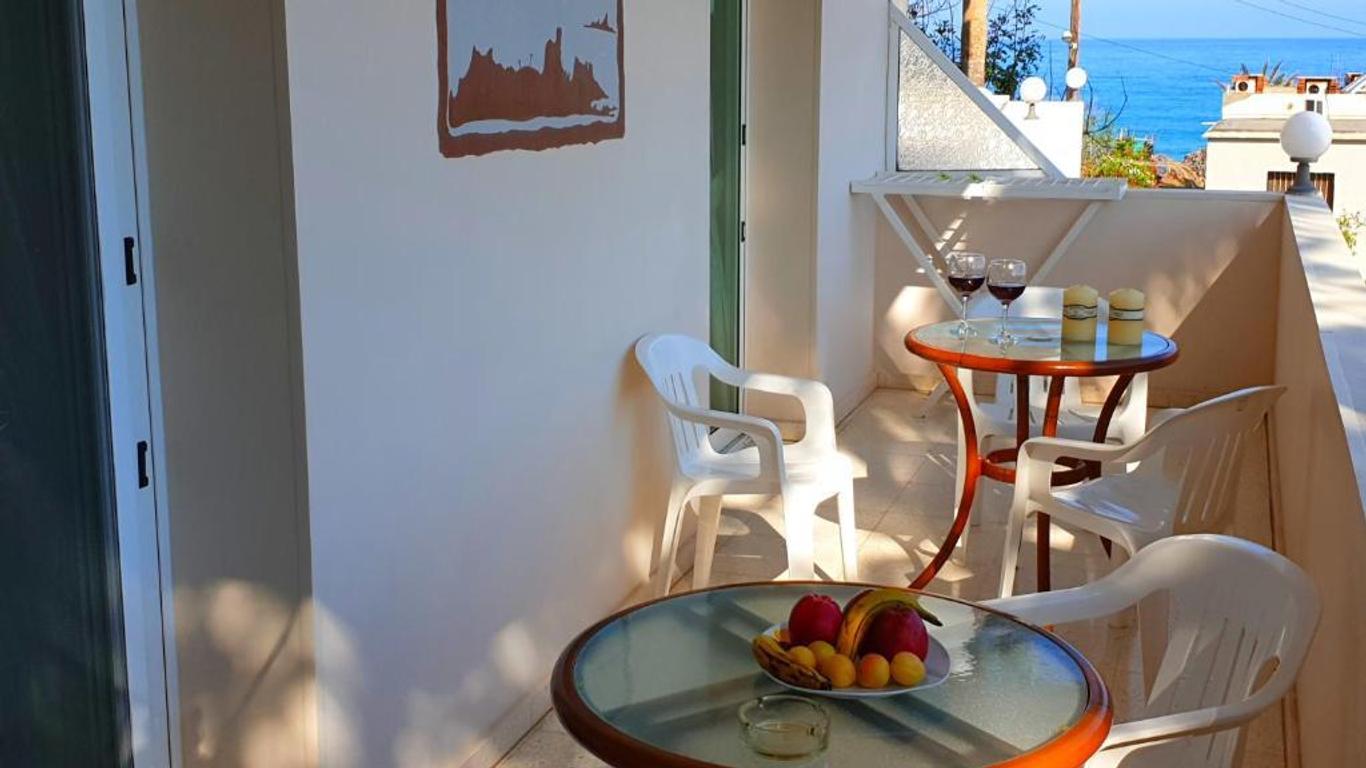 Astrofegia Apartments Near The Sea