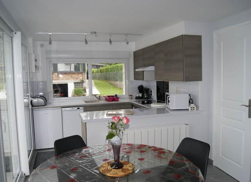 Kitchen Photo