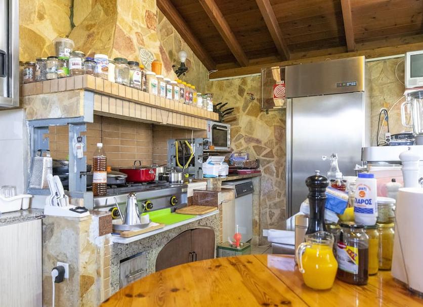 Kitchen Photo