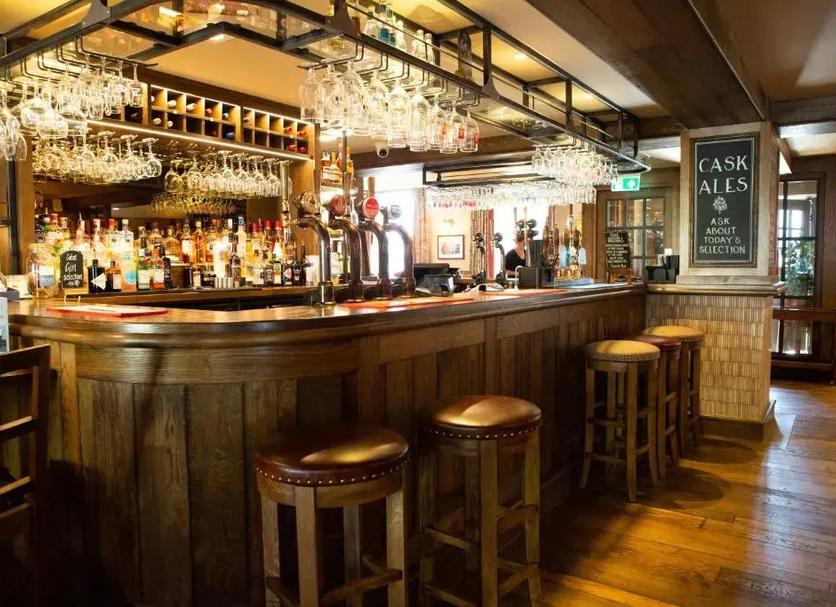 Bar Photo