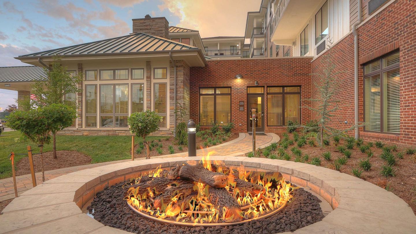 Hilton Garden Inn Pigeon Forge from $78. Pigeon Forge Hotel Deals