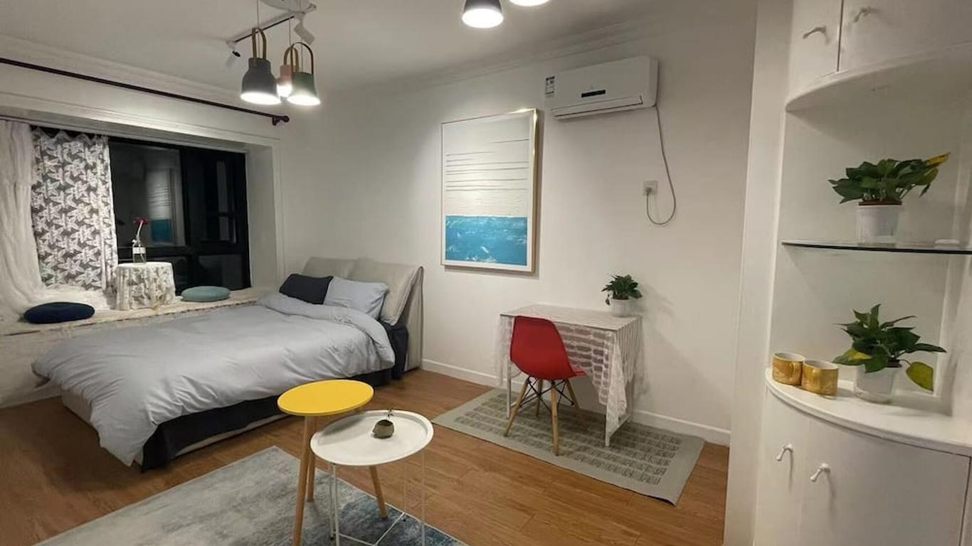 Shenzhen LaCave Youth hotel