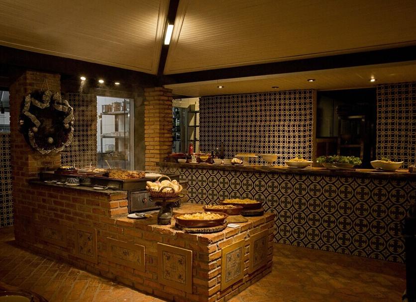 Buffet Photo