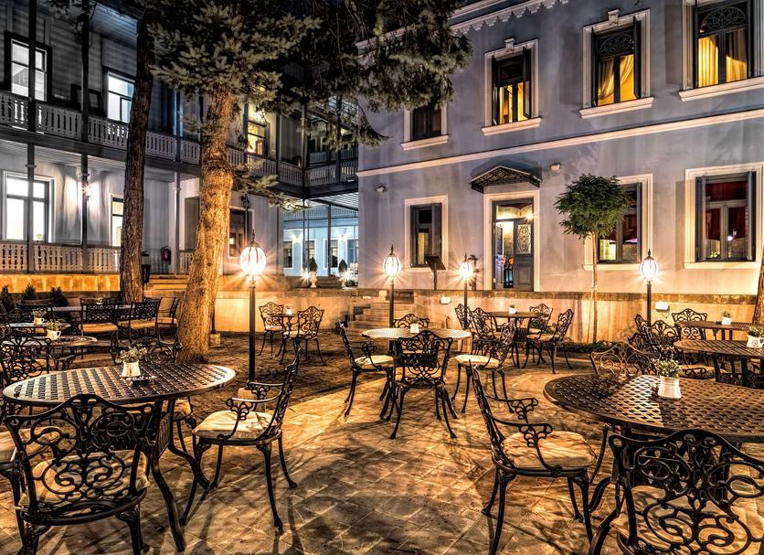 Restaurant Photo