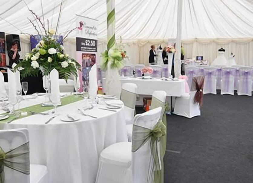 Banquet hall Photo