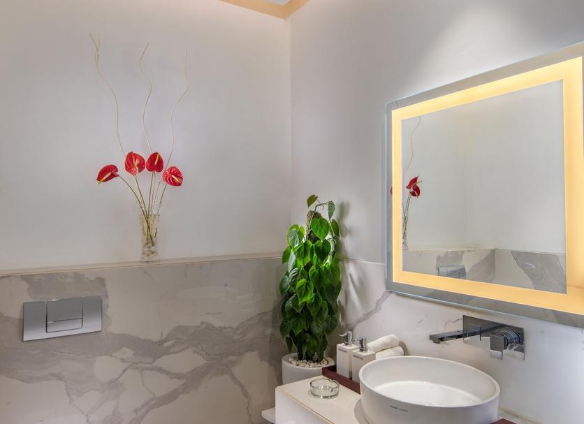 Bathroom Photo