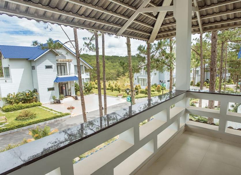 Balcony Photo