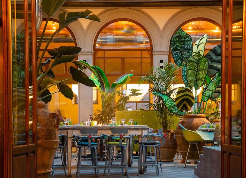 Restaurant Photo