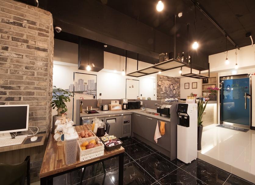 Kitchen Photo