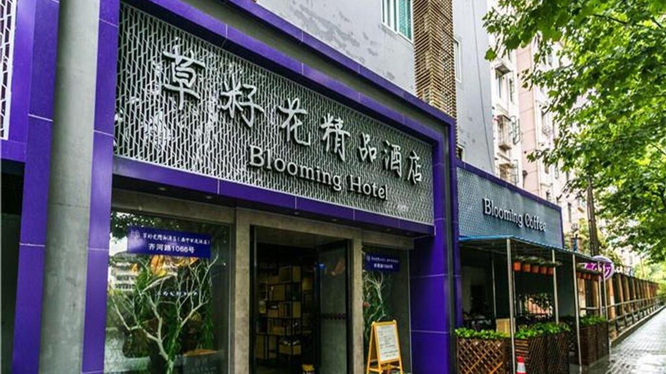 Blooming Hotel