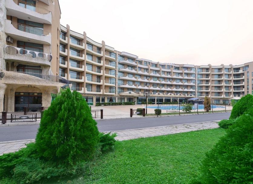 Building Photo