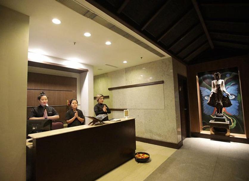 Front desk Photo