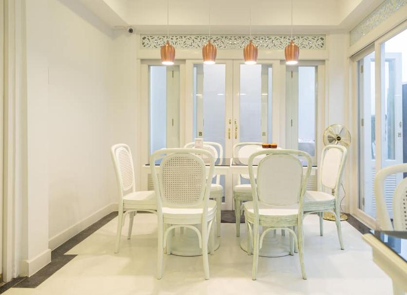 Dining room Photo