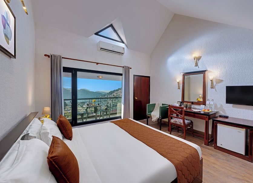 8fold-Pinecrest By Larisa, Bhimtal hotel room with balcony lake and mountain view